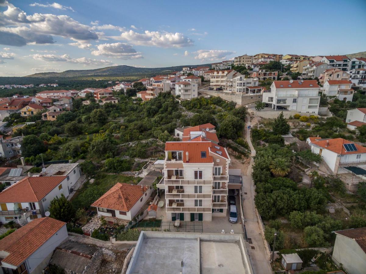 Villa Flores Рогозниця Екстер'єр фото