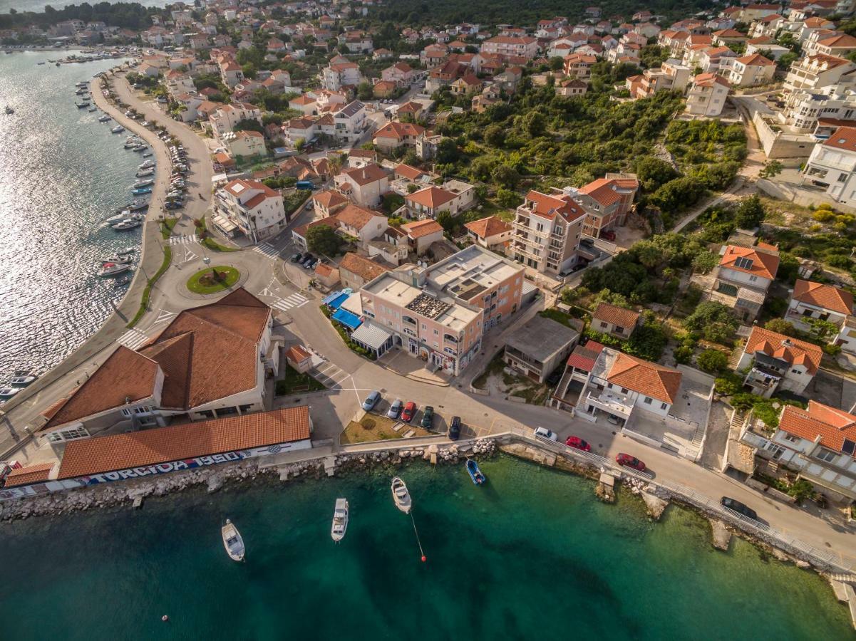 Villa Flores Рогозниця Екстер'єр фото
