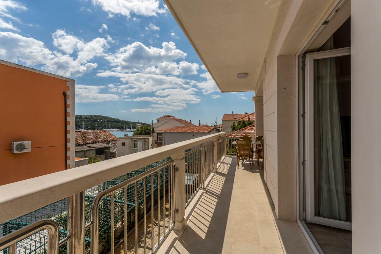 Villa Flores Рогозниця Екстер'єр фото