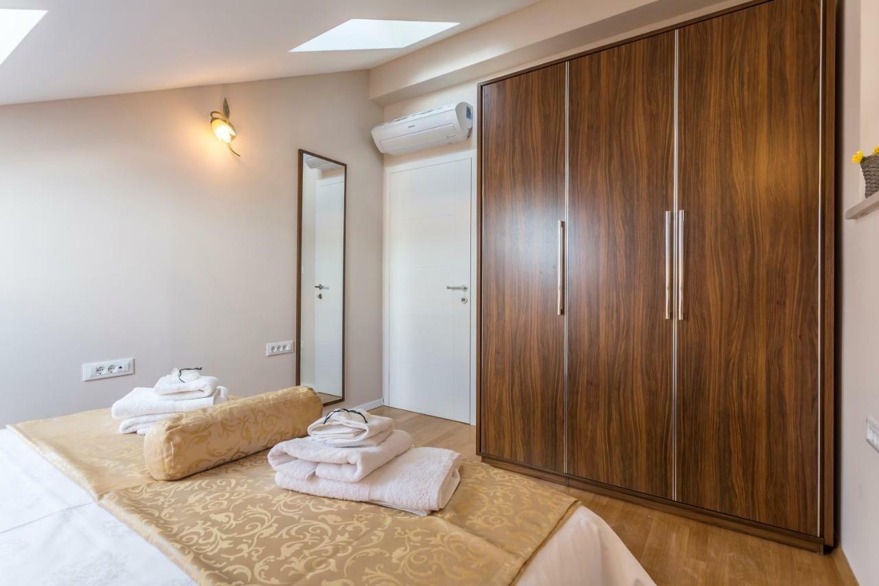 Villa Flores Рогозниця Екстер'єр фото